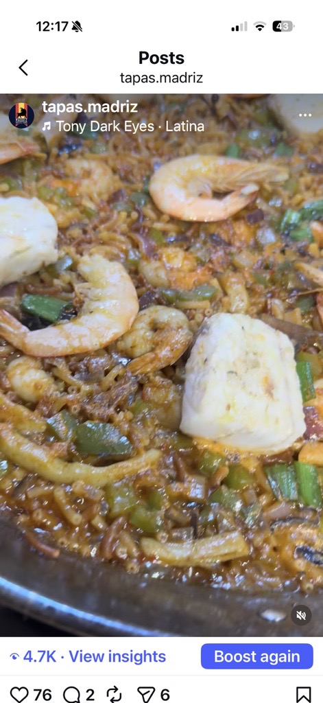 Tapas Madriz — Ignacio with paella pan